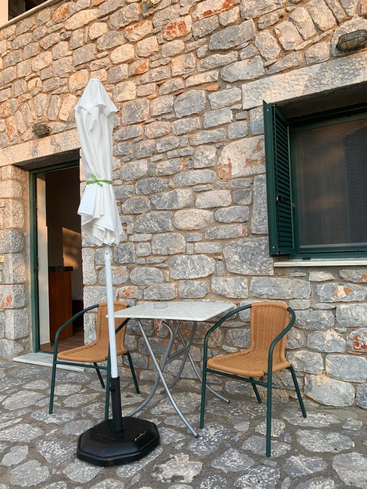 Néon Oítilon Vatoulia House 아파트 호텔 외부 사진