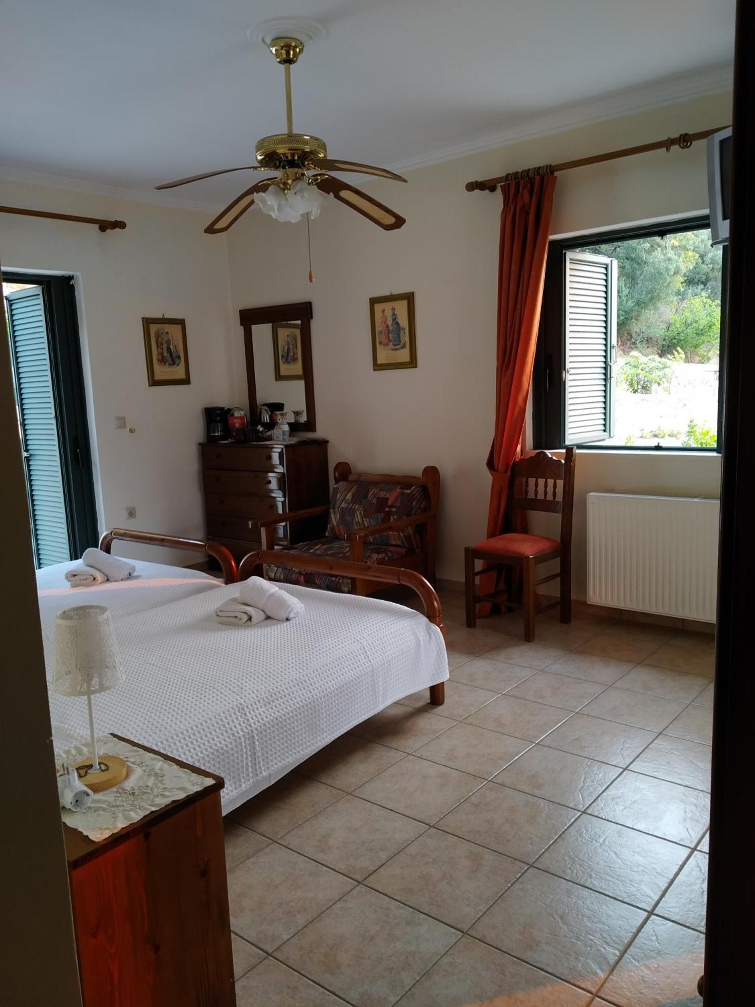 Néon Oítilon Vatoulia House 아파트 호텔 외부 사진